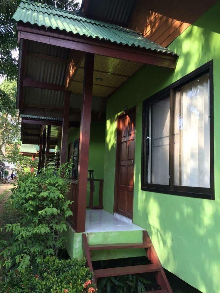 Lanta Sabai Hotel & Bungalows 란타섬 외부 사진