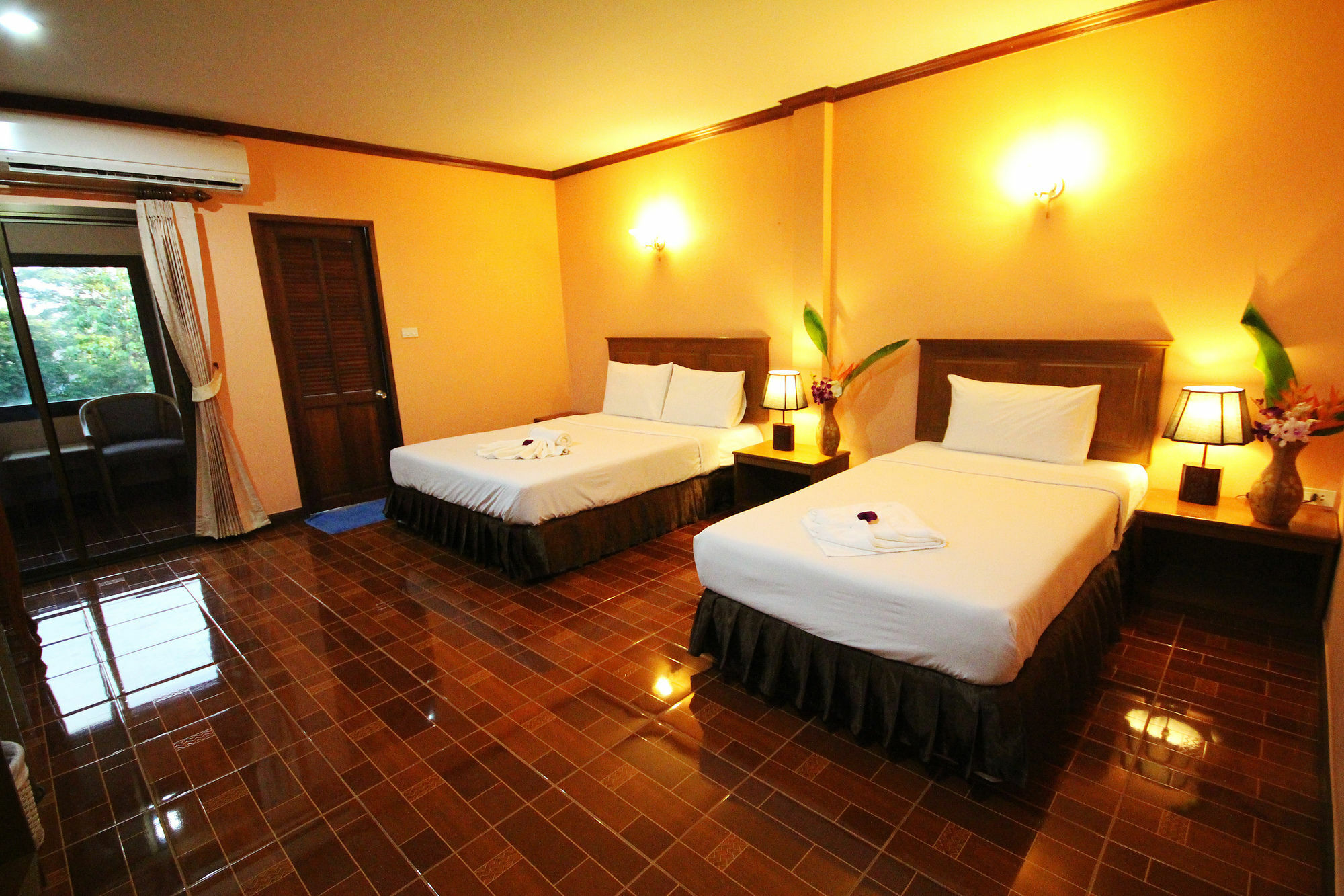 Lanta Sabai Hotel & Bungalows 란타섬 외부 사진